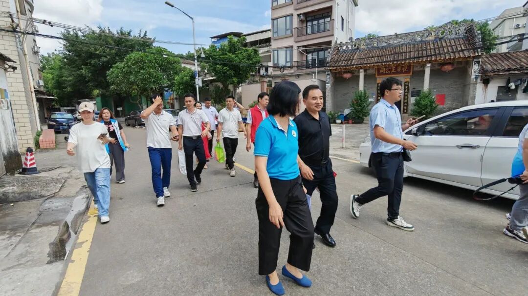 路易诗兰丨情系安居梦,爱心焕新家 | 路易诗兰以材料之力托起万千家庭“稳稳的幸